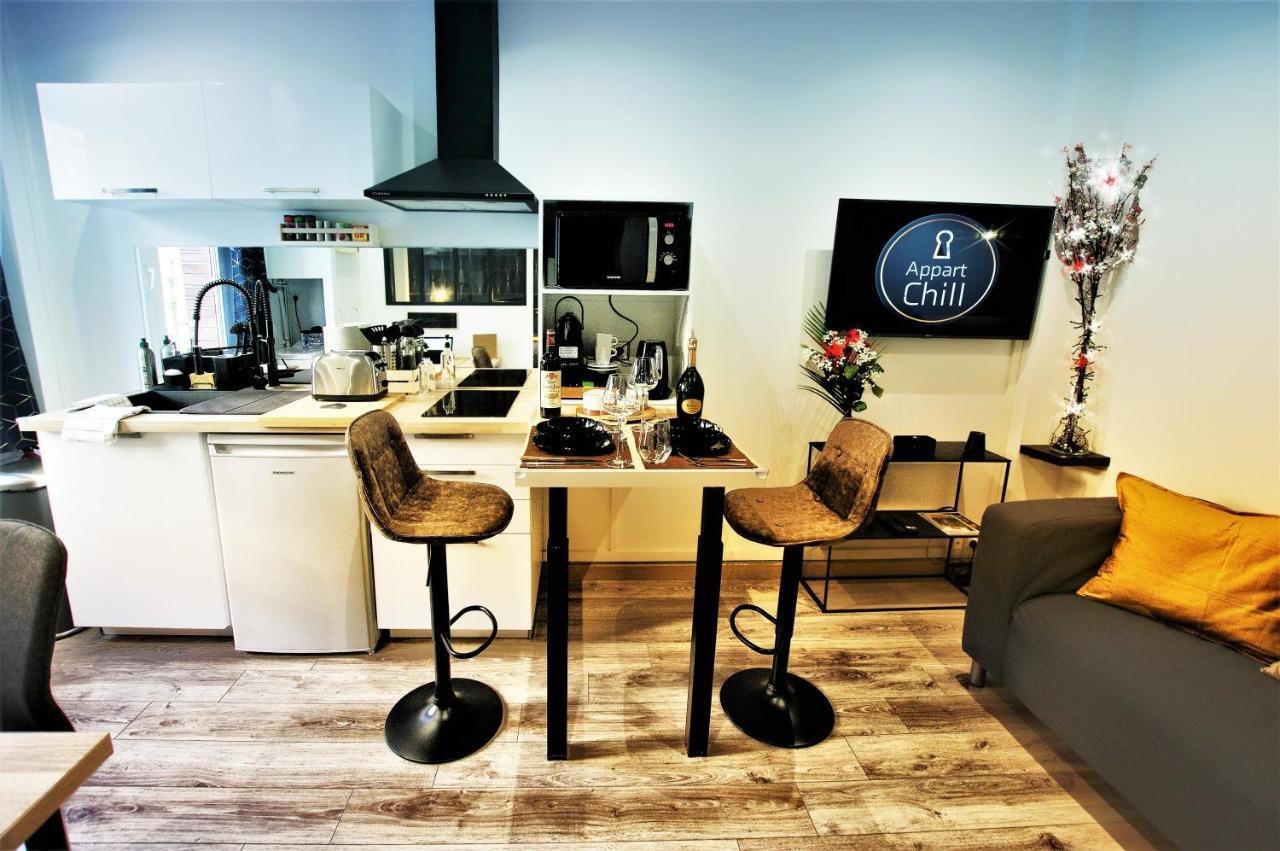 Appart Chill & Work - 50M Gare De วาลองเซียนส์ ภายนอก รูปภาพ